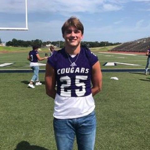 College Station LB Mason Cashion