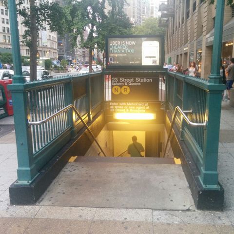 Subway ride (El Metro)