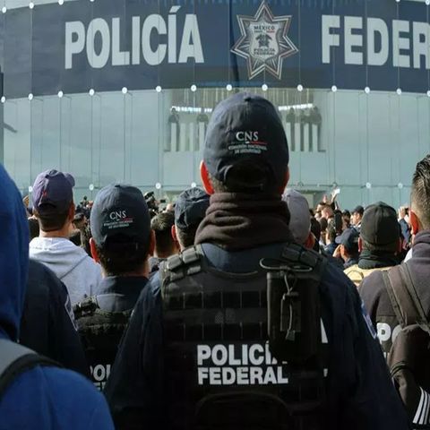 Policías federales retan a AMLO
