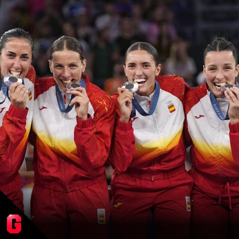 España hace historia con la plata en baloncesto 3x3 en los Juegos Olímpicos