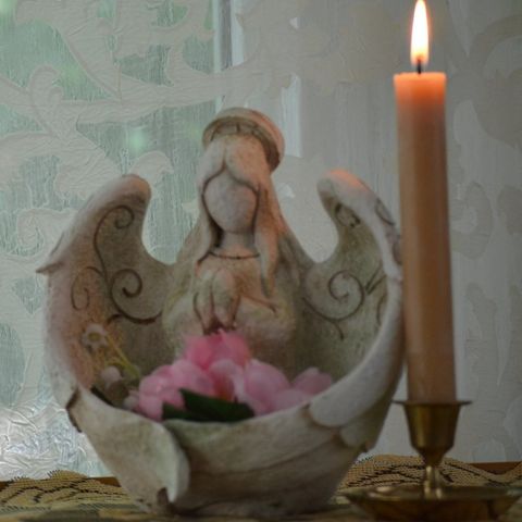 7 pm Guided Candlelighting Meditation