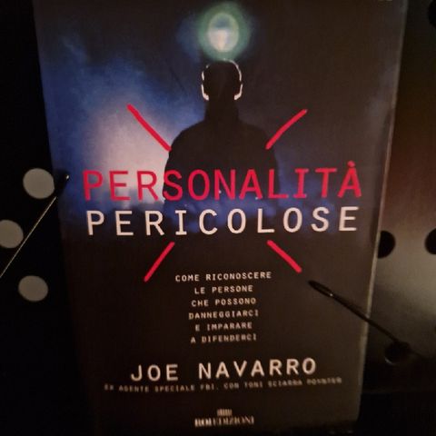 Personalità Pericolose: Joe Navarro - Associazioni e Centri di Supporto in Italia