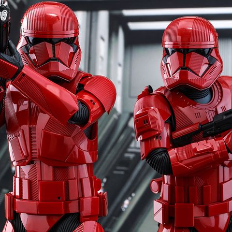 A Star Wars Podcast BONUS: SPOILERS! New Leaked Sith Trooper Details