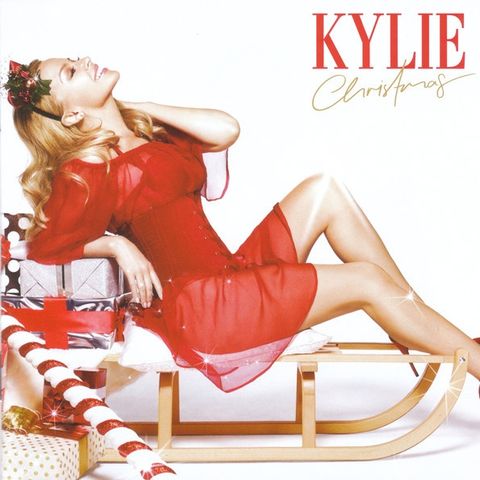 Speciale Natale: Parliamo di Kylie Minogue e della sua cover - realizzata nel 2015 - del classico natalizio dal titolo "Winter Wonderland".