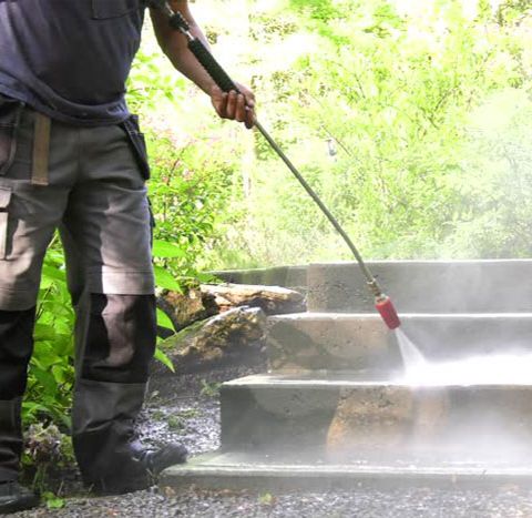 Safety Tips You Must Know Before Handling A Pressure Washer