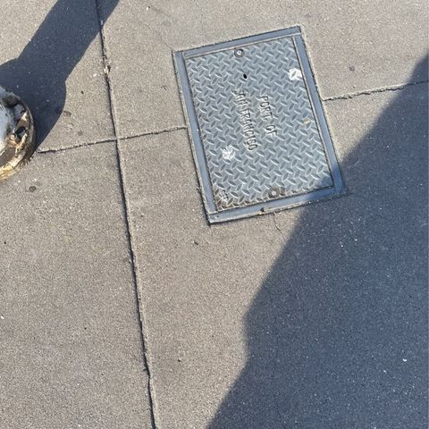 Hi