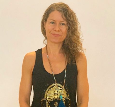 #20 Hatha Yoga - ærlig snak med Ann-Charlotte Monrad