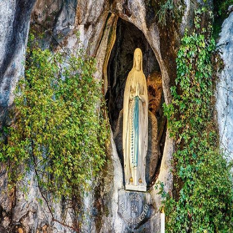 Santuario de nuestra señora de Lourdes fue elevado a la categoría de santuario nacional en Francia