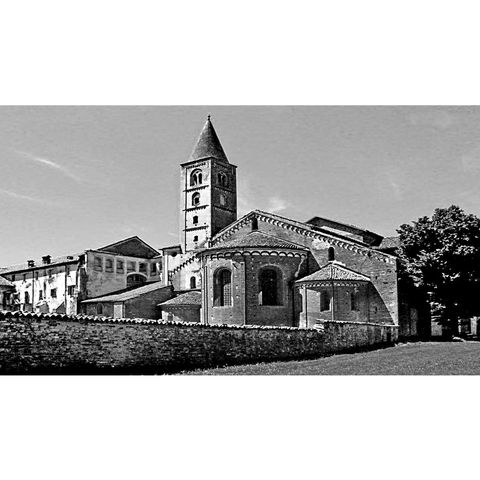 Abbazia di Santa Maria di Staffarda (Piemonte)