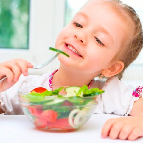 Prohibición de alimentos chatarra, ¿qué deben consumir los niños?