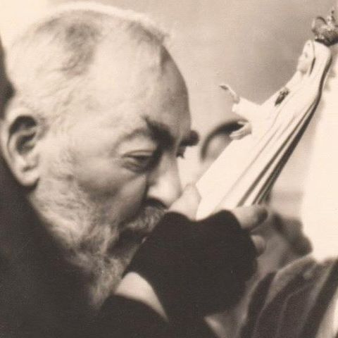 136 - Padre Pio, Fatima e il mistero della sofferenza vicaria