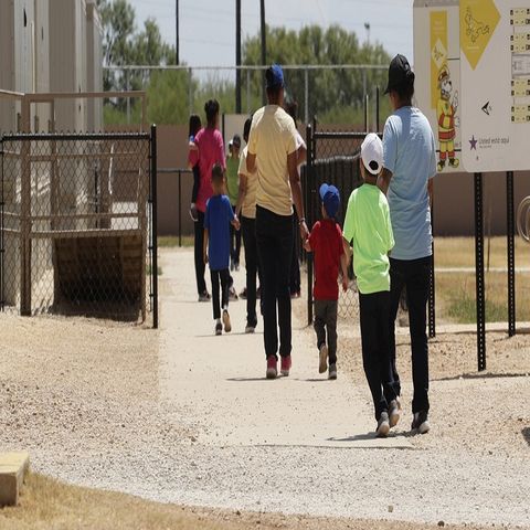 Avala corte de EUA expulsión de niños migrantes no acompañados