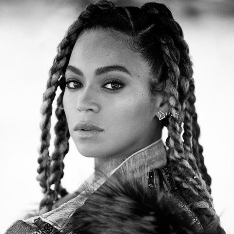 Beyoncé ha pubblicato il visual album "Black Is King", che dipinge l'orgoglio dell'identità black rivisitando i brani del "Re Leone".
