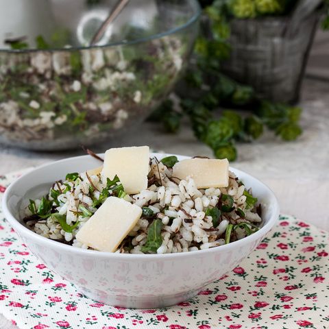 INSALATA DI RISO CON RUCOLA E SFILACCI