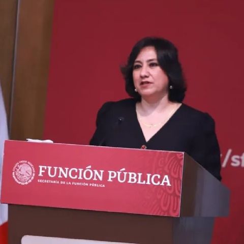 Irma Eréndira Sandoval deja el cargo de secretario de la Función Pública