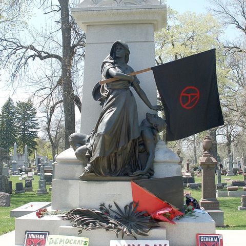 Un monumento ai martiri di Chicago