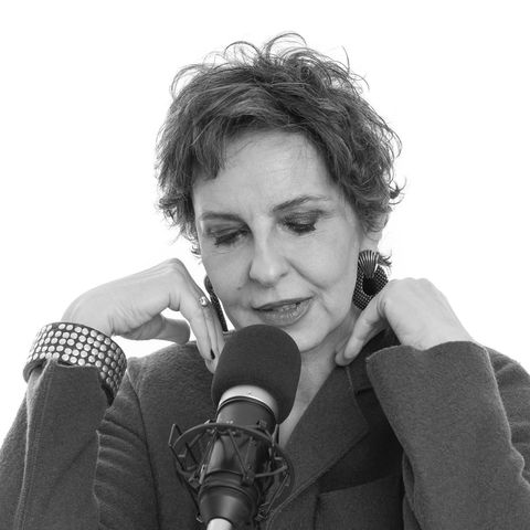 ELENA LEONI legge UNA DONNA SPEZZATA (SIMONE DE BEAUVOIR)