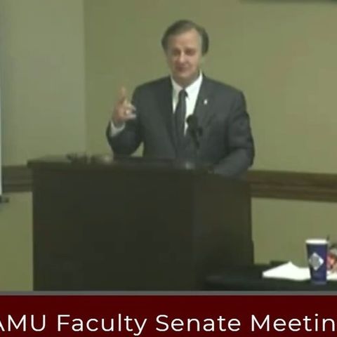 Texas A&M system chancellor John Sharp visits the Texas A&M faculty senate