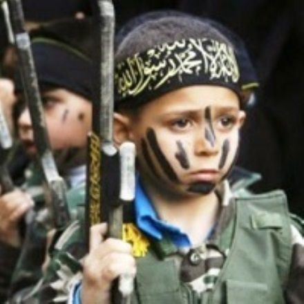 L'armata di bambini che l'Iislam usa per la guerra santa all'occidente