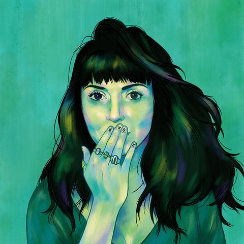 Episode 28 - Chelsea Devantez’s Life in Comedy: Glamorous Trash, Celebrity Memoirs, & I Shouldn’t Be Telling You This