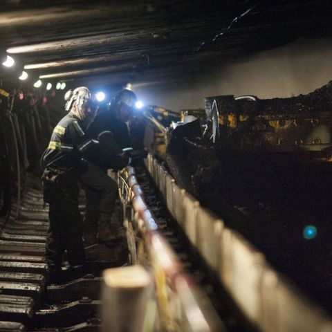 Cold War Radio - CWR#455 A New Coal Mine Is Opening To Fuel The US Steel Industry