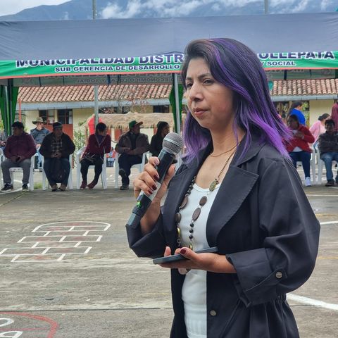 📻😊 Participa la presidente de la AMAPAFA de la I.E. David Samanez Ocampo, para informar sobre la reunión con el gobernador del Cusco