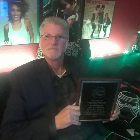 Weekly Rundown Radio Show "Lifetime Achievement Award Michael Benson"