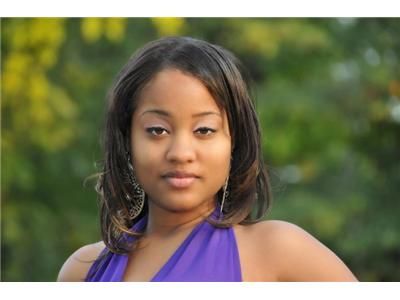 Model Tierra Corbin