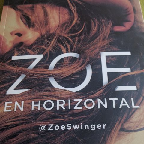 @DiosTuitero, la escritora @ZoeSwinger ...y una astrónoma española