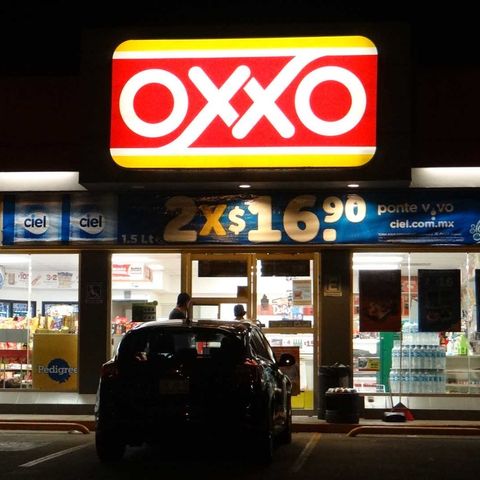Extraños Clientes
