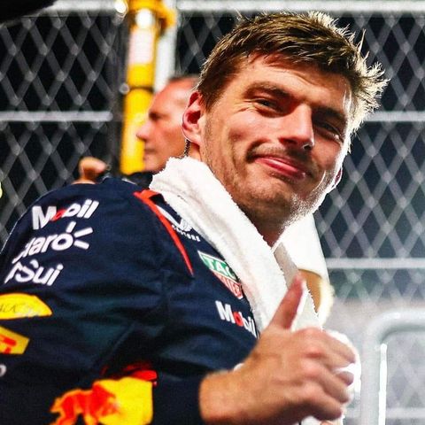 F1, Verstappen verso il terzo titolo mondiale: pole anche in Qatar