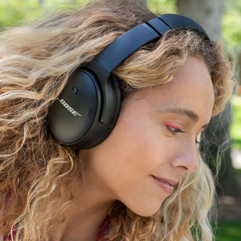 Bose lancia le nuove cuffie QuietComfort 45, migliori in tutto!