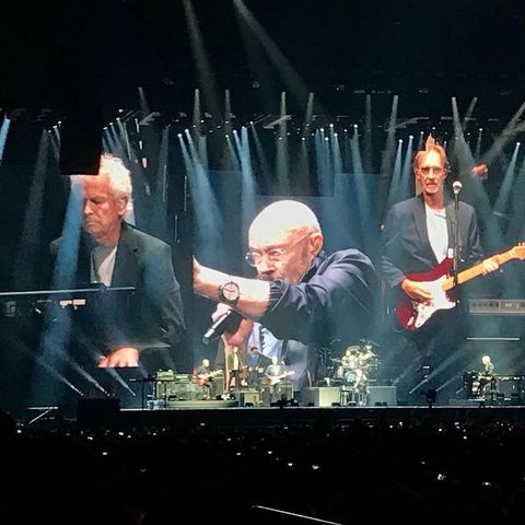 Parliamo dei Genesis che, dopo 14 anni, lo scorso 21 settembre hanno iniziato da Birmingham, quello che forse sarà l'ultimo tour della band.
