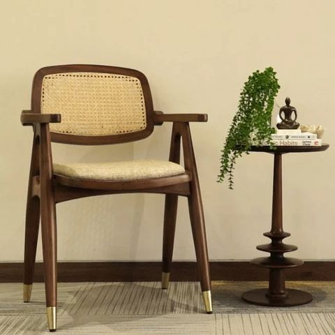 Discover Stylish Dining Chairs at Wooden Street