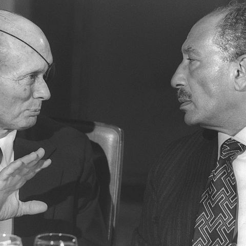 CWR#544 Sadat's Historic Visit To Israel: 40 Years Later