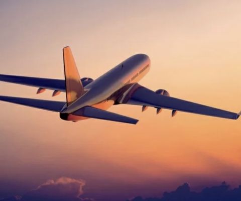 Máy Bay Đánh Con Gì? Giải Mã Con Số May Mắn Từ Giấc Mơ Máy Bay