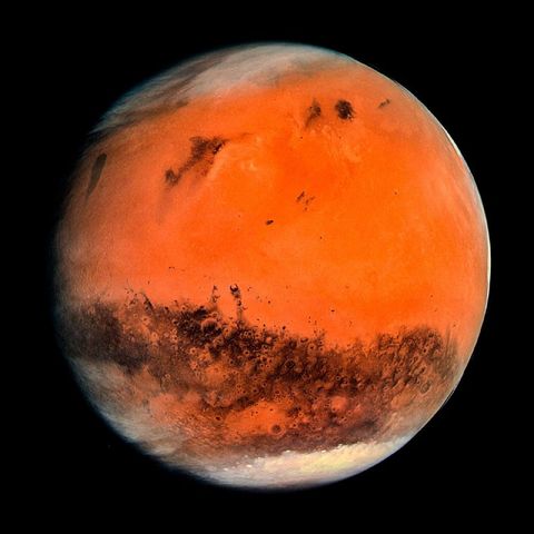 Il cielo di Marte, Iqbal a colloquio con destino e femminismo