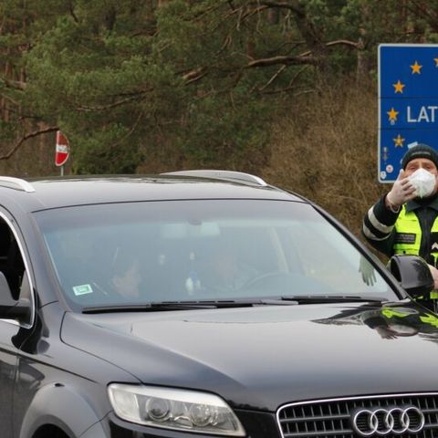 Планируется отменить паспортный контроль на границе с Латвией
