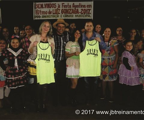 Grupo Extravasa em ritmo de Luiz Gonzaga em São Manoel do Paraná
