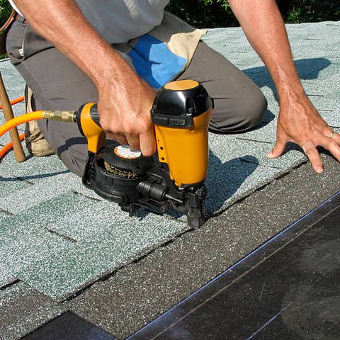 Roofing Services In Dallas Texas_ The Benefits of Hiring a Professional Roofer