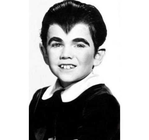 Butch Patrick - Eddie Munster - Chats With The Ladies From The WOW Show