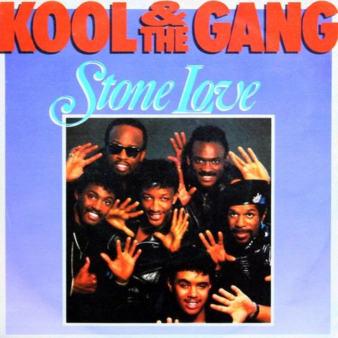 Parliamo dei Kool & The Gang, la band statunitense di musica r'n'b e funk che, tra le numerose hit, nel 1986 pubblicò "Stone love".
