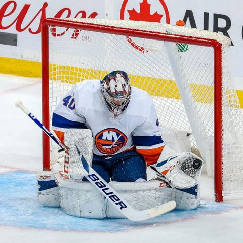 NHL Weekly Show: Who should start in goal for the Isles? Bruins slump, Maple Leafs come alive and much more