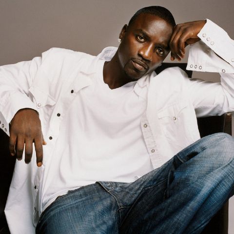 Akon Claims FBA Artists Come On Stage 'H🔝gh' Unlike 'Natural' African Showstoppers