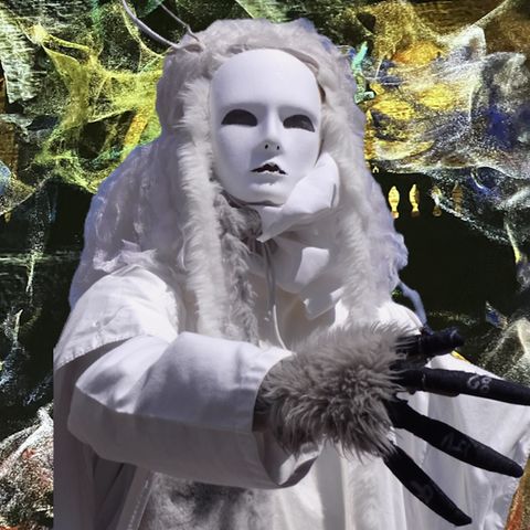 La Loca by Robert Walton – A Mythic Tale of Revenge and Supernatural Justice