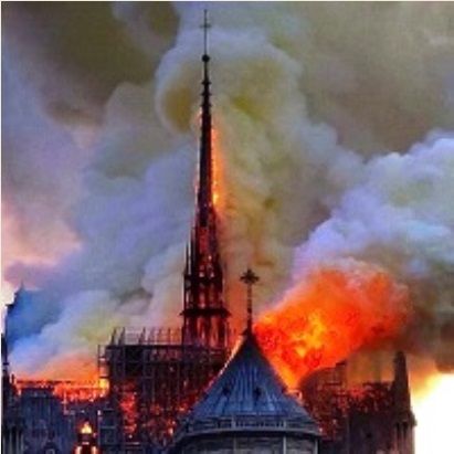 La rivoluzione francese peggio dell'incendio di Notre Dame