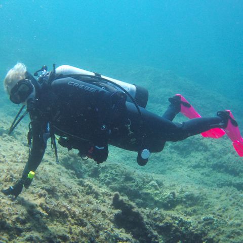 Lea Brovedani - Do You Trust Your Scuba Diving Guide?