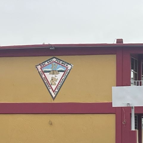 La oreja de la 37
