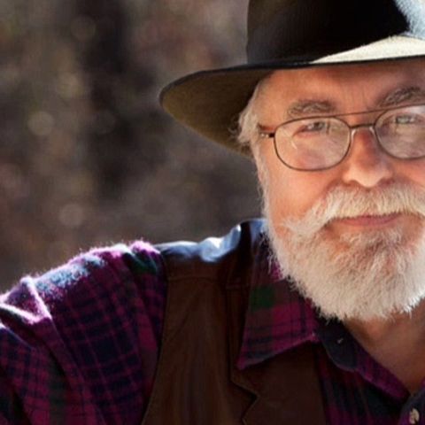UFO Undercover A Blast from the past with Jim Marrs talking the current politics at the time and how politics effected ufology RIP my friend