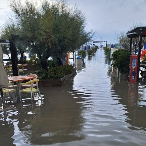 Nubifragio e allagamenti a Rosolina: caduti quasi 200 millimetri di pioggia – VIDEO